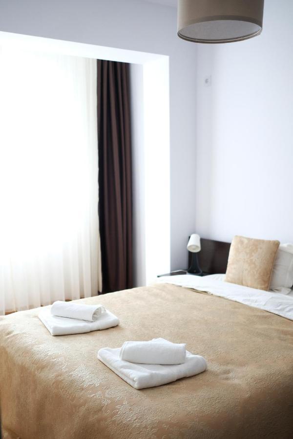 White Flat Apartment Букурещ Екстериор снимка